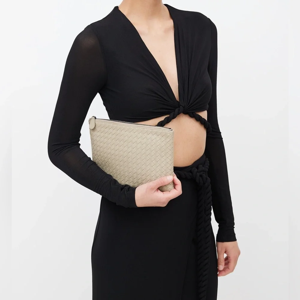 Bottega Veneta Grey Intrecciato Leather Clutch with Mirror - Picture 3 of 10